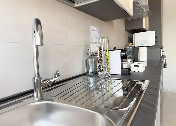 Glicine - Maison Louise Болонья